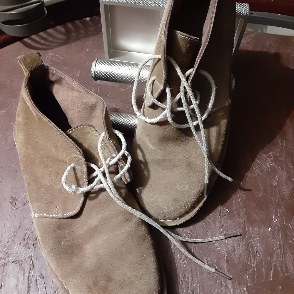 Rush Gordon Rush "Joel" Suede Taupe Chucka boot M11